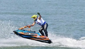 Gay cấn vòng loại tranh vị trí xuất phát giải đua UIM - AQUABIKE