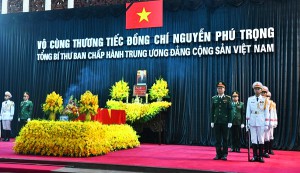 Đoàn lãnh đạo tỉnh Bình Định viếng Tổng Bí thư Nguyễn Phú Trọng