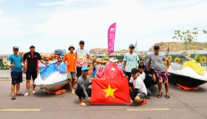 Người miền Trung: "Nhìn cảnh lũ rất đau xót, đây là dịp để người Bình Định, trả ân tình cho bà con miền Bắc"