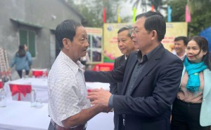 'Thay áo mới’ cho hàng ngàn ngôi nhà tạm, dột nát ở Bình Định